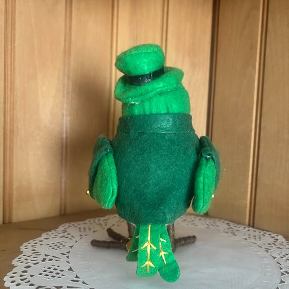 Target Spritz Bird Collectible 2019 Goldy St. Patrick's Day Feathery Friends - Picture 5 of 7